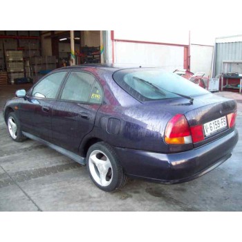 mitsubishi carisma berlina 4 (da0) del año 1997