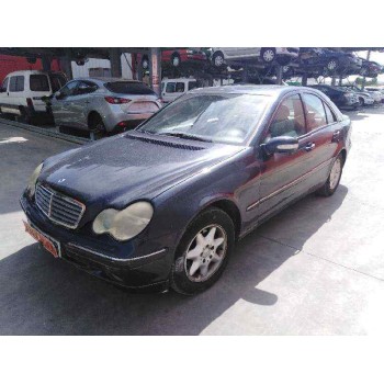 mercedes-benz clase c (w203) del año 2001