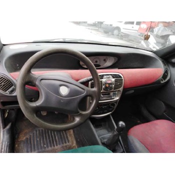 lancia lancia y del año 1998