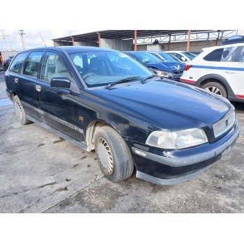 volvo v40 familiar del año 2004