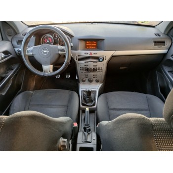 opel astra h berlina del año 2007