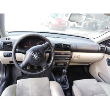 seat toledo (1m2) del año 2001