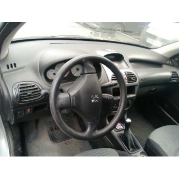 peugeot 206 berlina del año 2003
