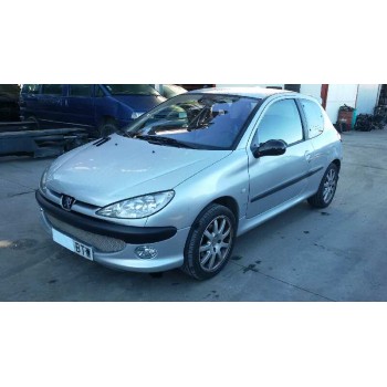 peugeot 206 berlina del año 2002