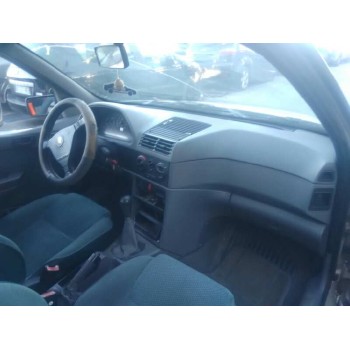 alfa romeo 145 (930_) del año 1996