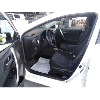 toyota auris touring sports (e18) del año 2014