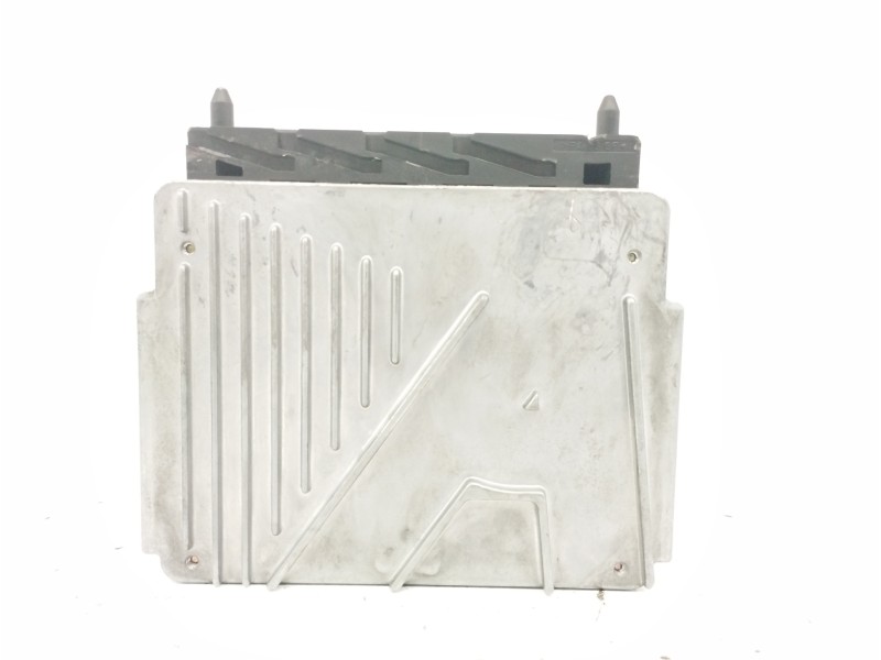 Recambio de centralita motor uce para volvo v70 familiar 2.5 20v cat referencia OEM IAM 09202197A 0797008711 