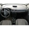 opel meriva del año 2004