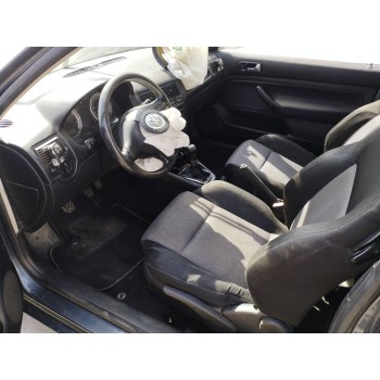 volkswagen golf iv berlina (1j1) del año 2003