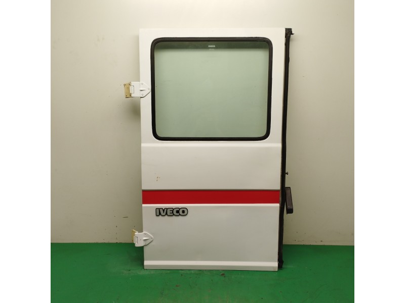 Recambio de porton trasero izquierdo para iveco daily combi 1989  35 - 10 classic, combi referencia OEM IAM   
