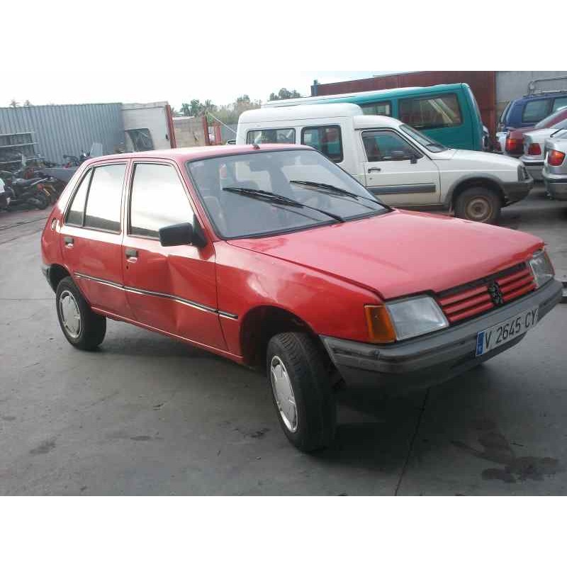 peugeot 205 berlina del año 1989