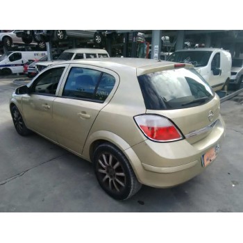 opel astra h berlina del año 2004
