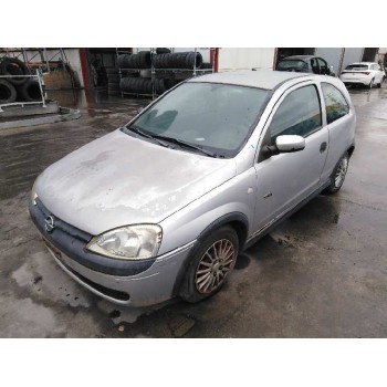 opel corsa c del año 2001