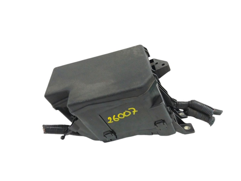 Recambio de caja reles / fusibles para toyota rav 4 (a3) 2.2 d-4d cat referencia OEM IAM 8266242280  