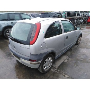 opel corsa c del año 2001