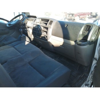 Recambio de carroceria corte para renault maxity 2.5 diesel referencia OEM IAM   