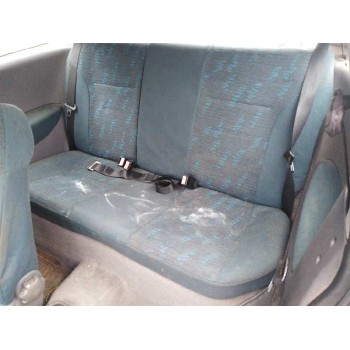 opel corsa c del año 2001