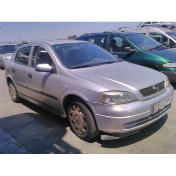 opel astra g berlina del año 2003