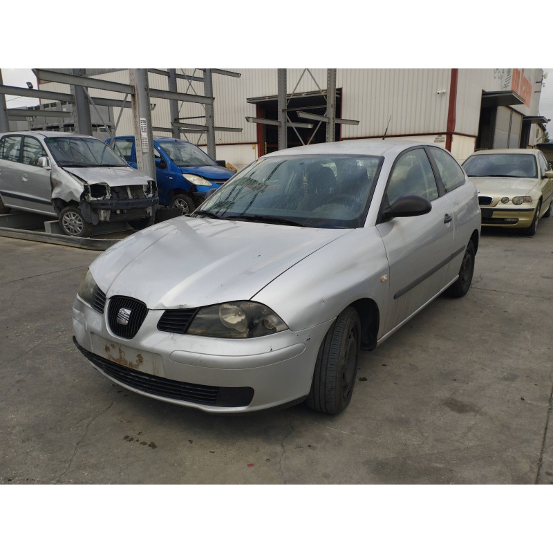 seat ibiza (6l1) del año 2004