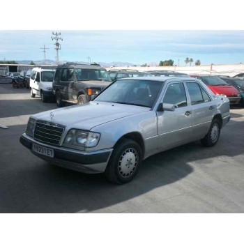 mercedes-benz clase e (w124) berlina del año 1994
