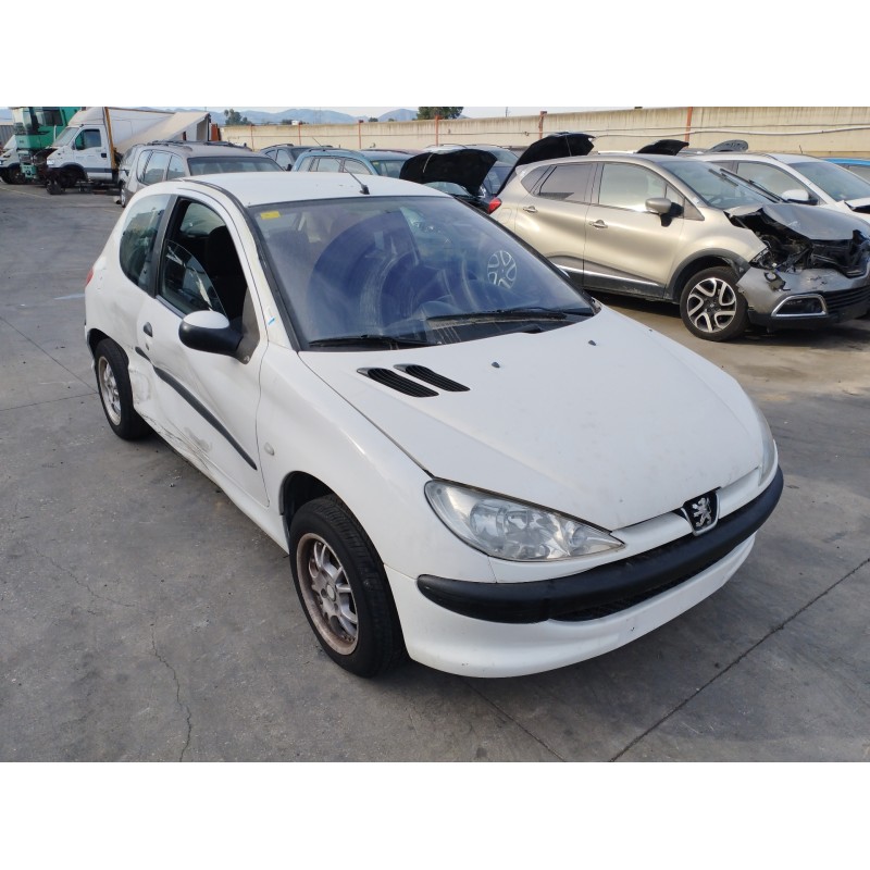 PEUGEOT 206 BERLINA