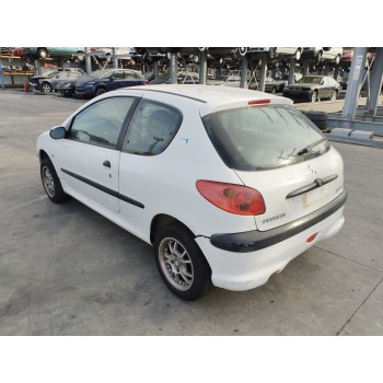 peugeot 206 berlina del año 2004