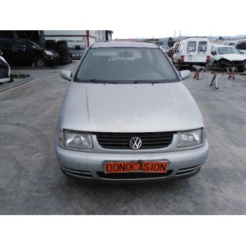 volkswagen polo berlina (6n1) del año 1998
