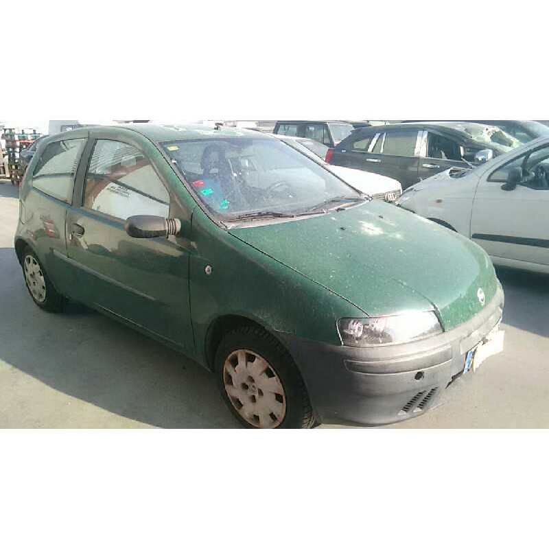 FIAT PUNTO BERLINA (188)