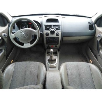 renault megane ii classic berlina del año 2003