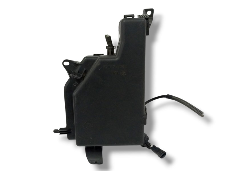 Recambio de caja reles / fusibles para toyota prius (nhw20) 1.5 cat referencia OEM IAM Recambio de caja reles / fusibles para toyota prius (nhw20) 1.5 cat referencia OEM IAM
