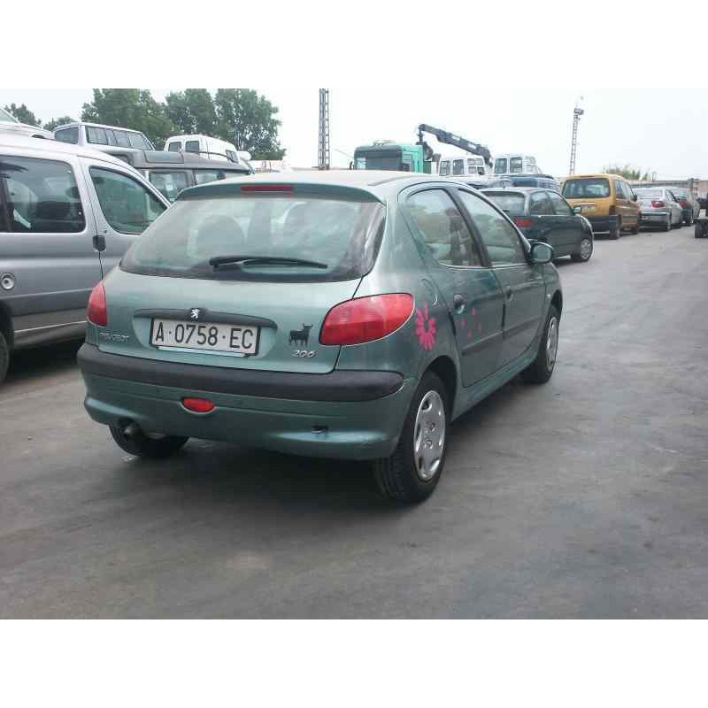 PEUGEOT 206 BERLINA