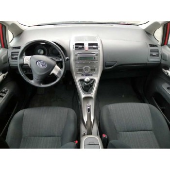 toyota auris del año 2007