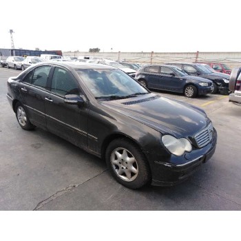 mercedes-benz clase c (w203) berlina del año 2000