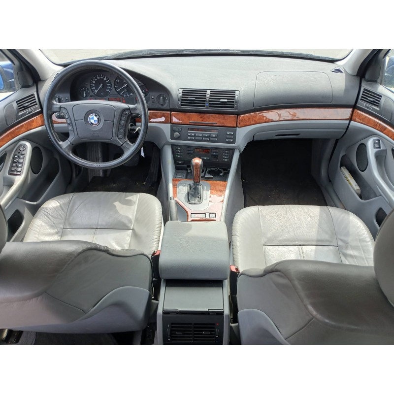 BMW 5 (E39) 1998