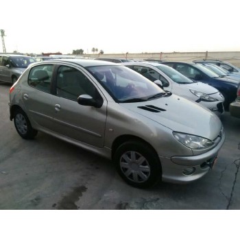 peugeot 206 berlina del año 2004