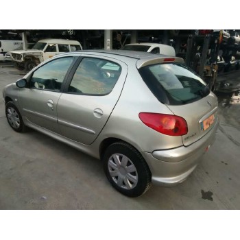 peugeot 206 berlina del año 2004