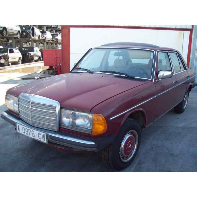 mercedes-benz clase e (w123) berlina+coupe del año 1976