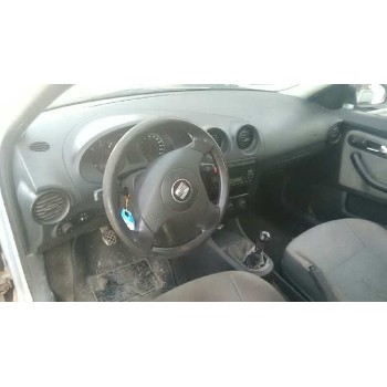 seat ibiza (6l1) del año 2003
