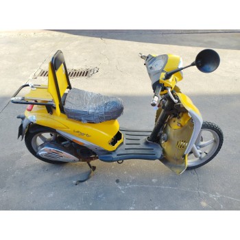piaggio (vespa) liberty del año 2004
