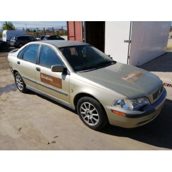 volvo s40 berlina del año 2000