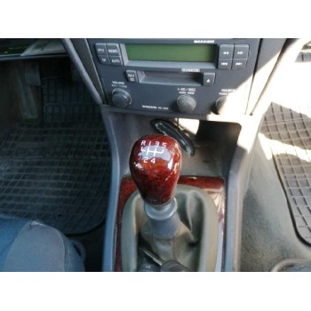 volvo s40 berlina del año 2000