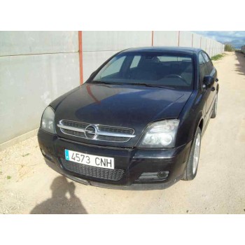 opel vectra c berlina del año 2003