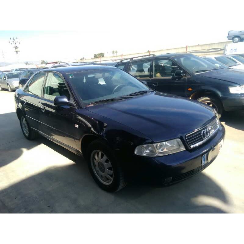 AUDI A4 BERLINA (B5)