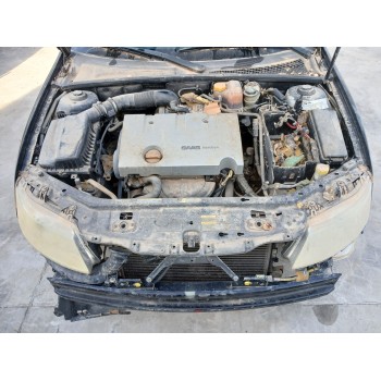 saab 9-3 berlina del año 2004