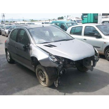 peugeot 206 berlina del año 2001