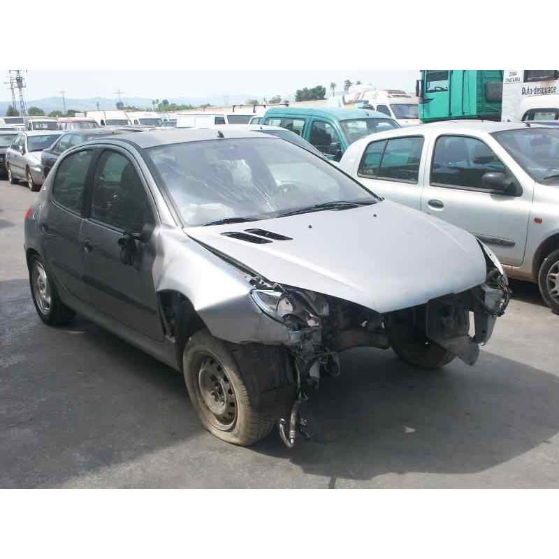 PEUGEOT 206 BERLINA