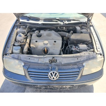 volkswagen bora berlina (1j2) del año 2003
