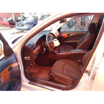 mercedes-benz clase e (w211) berlina del año 2008