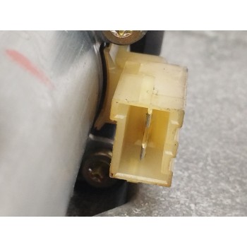 Recambio de elevalunas delantero izquierdo para volvo v70 familiar 2.5 20v cat referencia OEM IAM TIJERA 9152725 