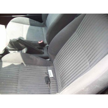 volkswagen golf iv berlina (1j1) del año 2001